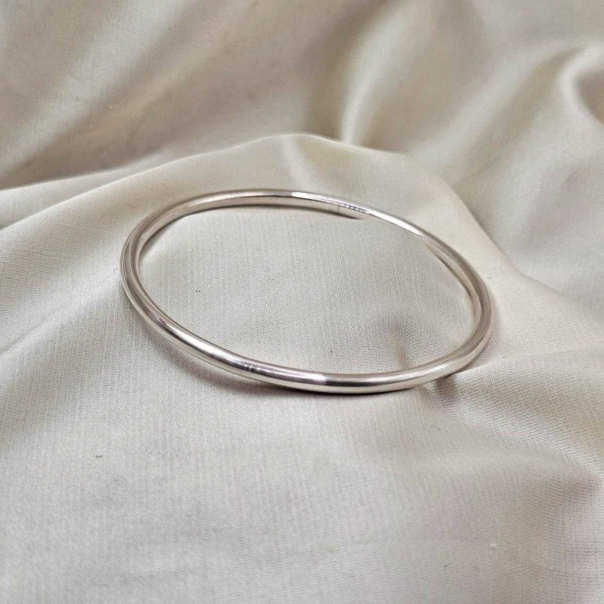 Rounded Edge Bangle