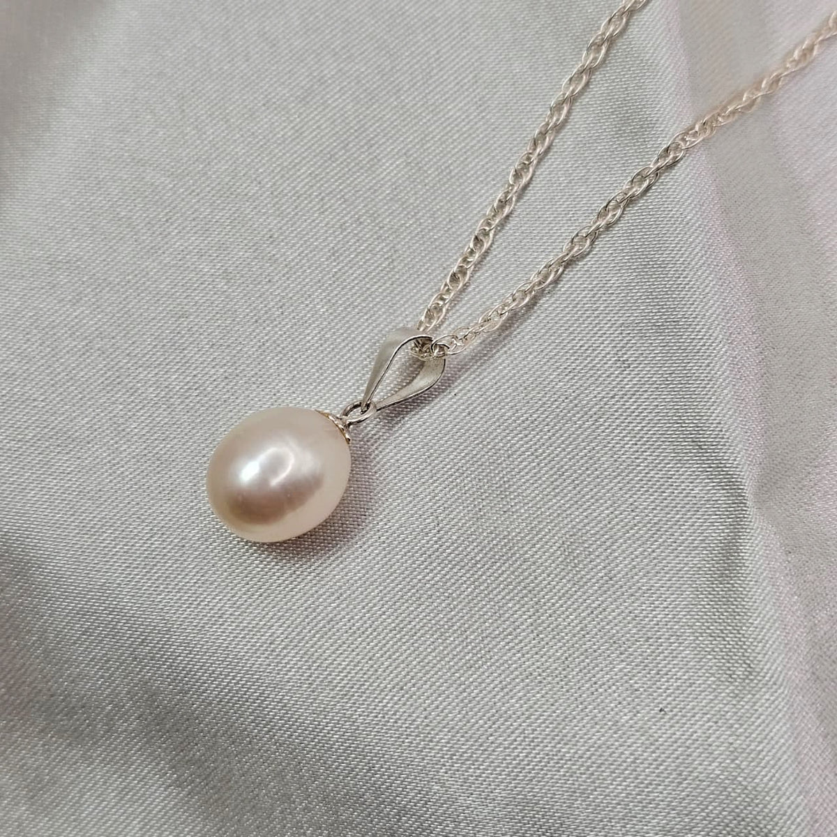 Freshwater Pearl Pendant