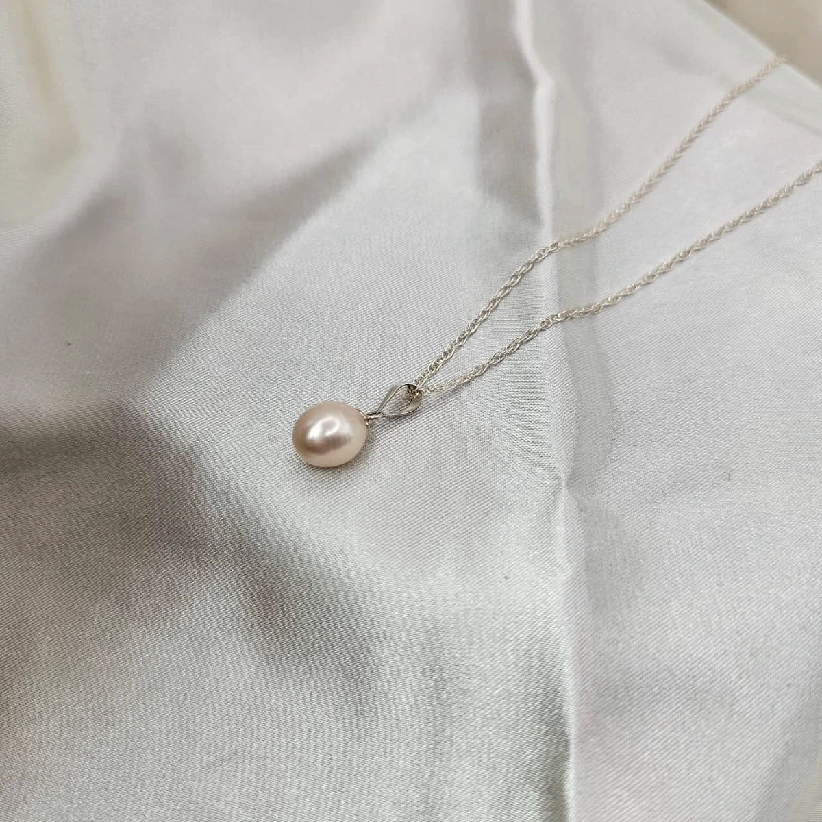 Freshwater Pearl Pendant