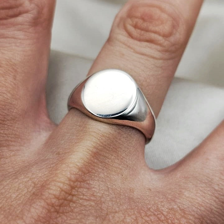 Signet Ring