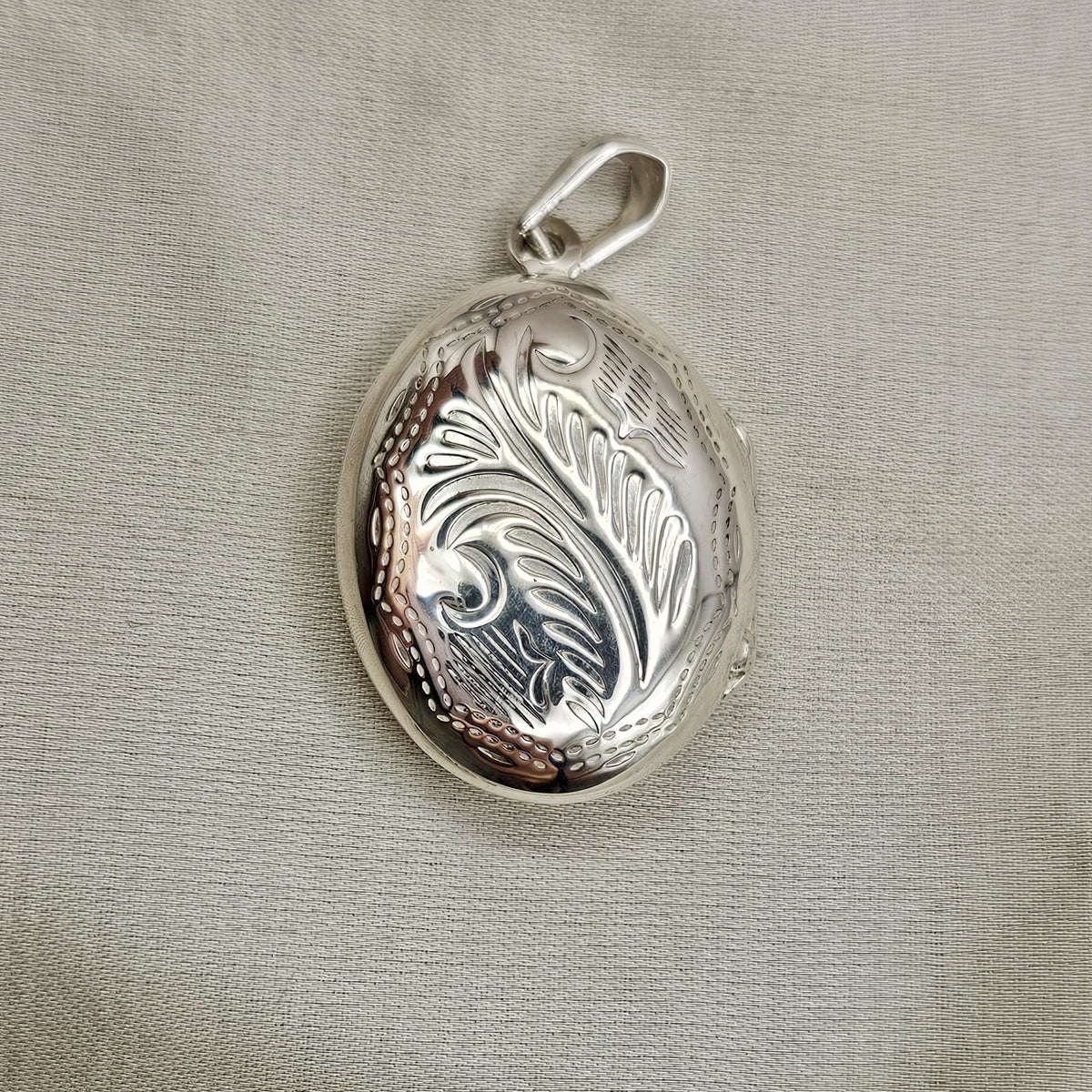 Oval Locket Pendant