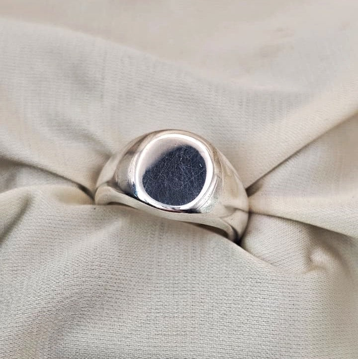 Signet Ring