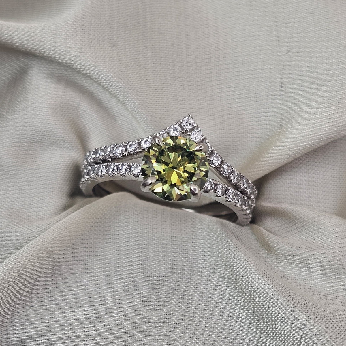 Moissanite Ring Set