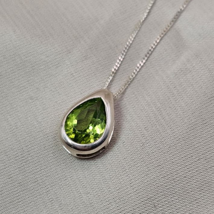 Peridot Teardrop Pendant