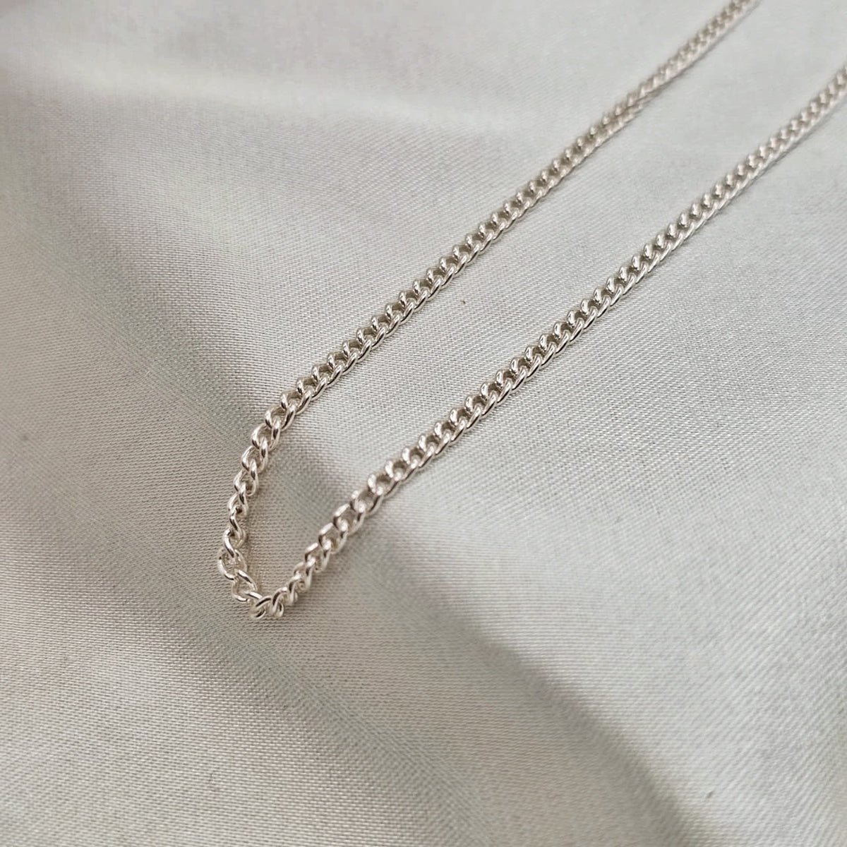 70cm Curb Chain
