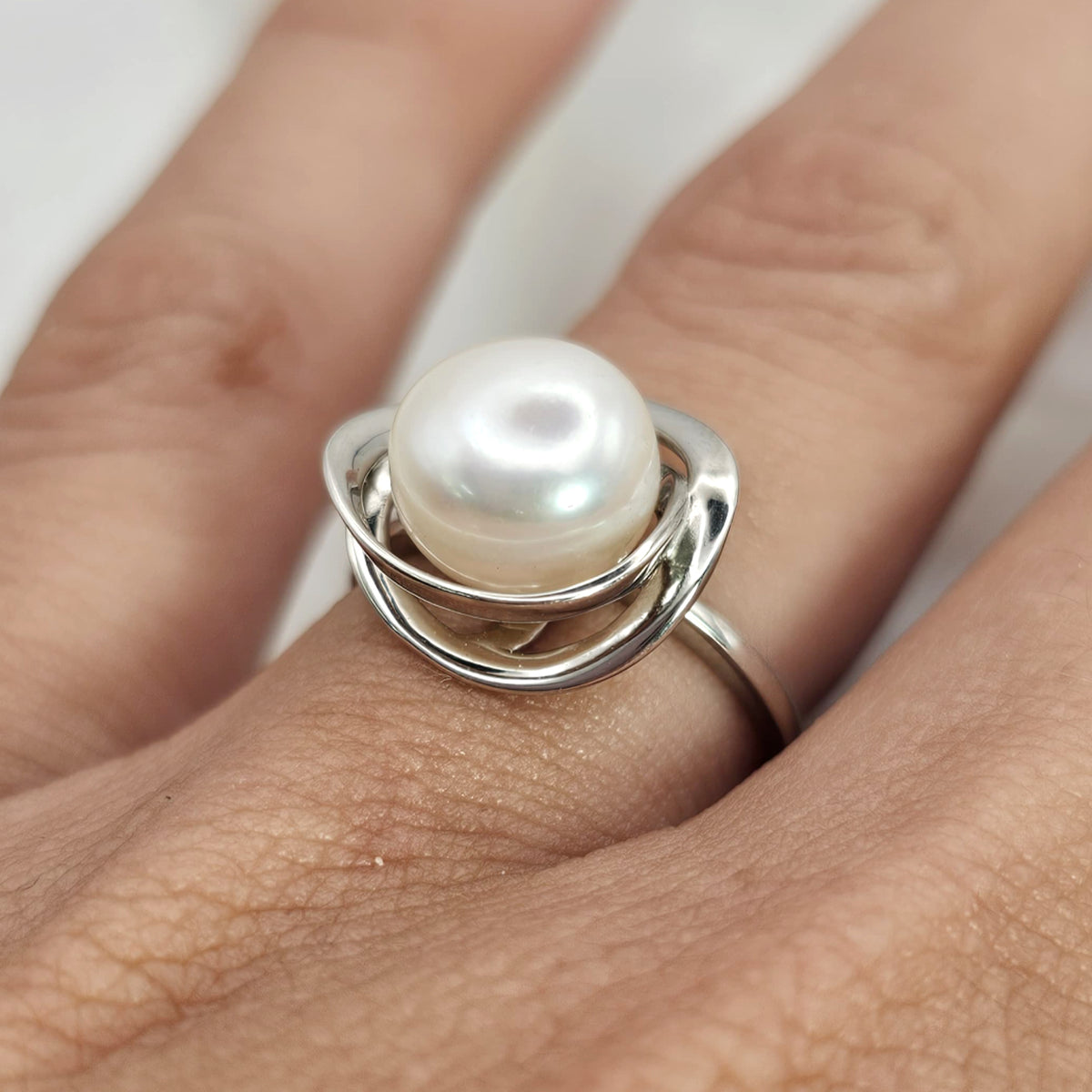 Freshwater Pearl Swirl Ring image 1