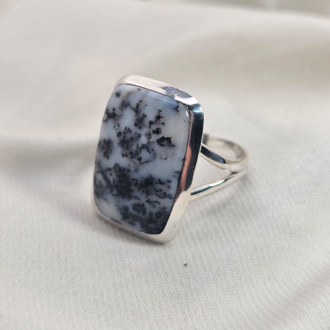 Dendritic Gemstone Statement Ring image 3