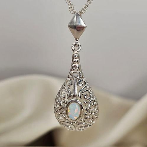 Opaline Filigree Pendant