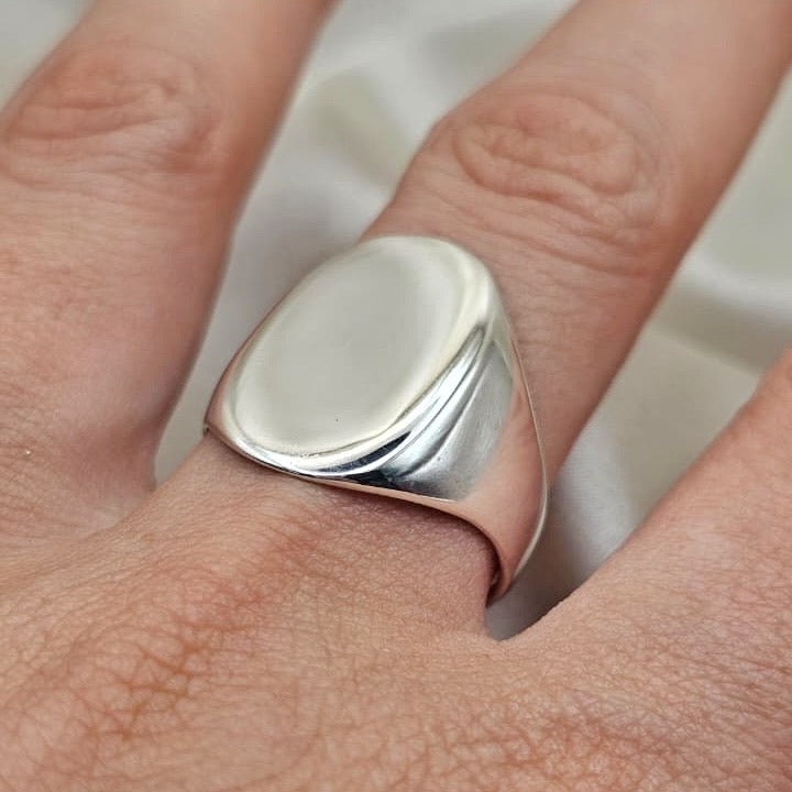 Oval Signet Ring
