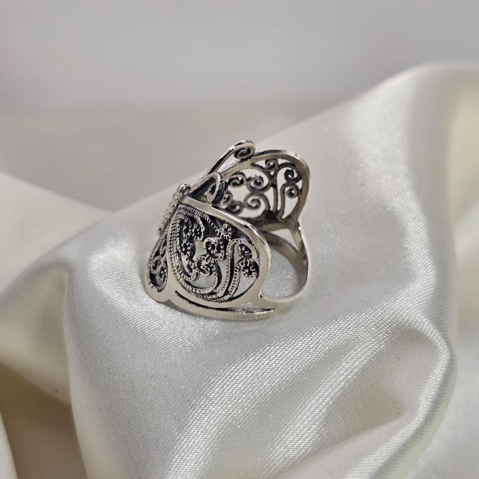 Butterfly Filigree Ring image 2