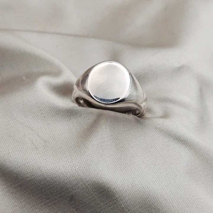 Signet Ring