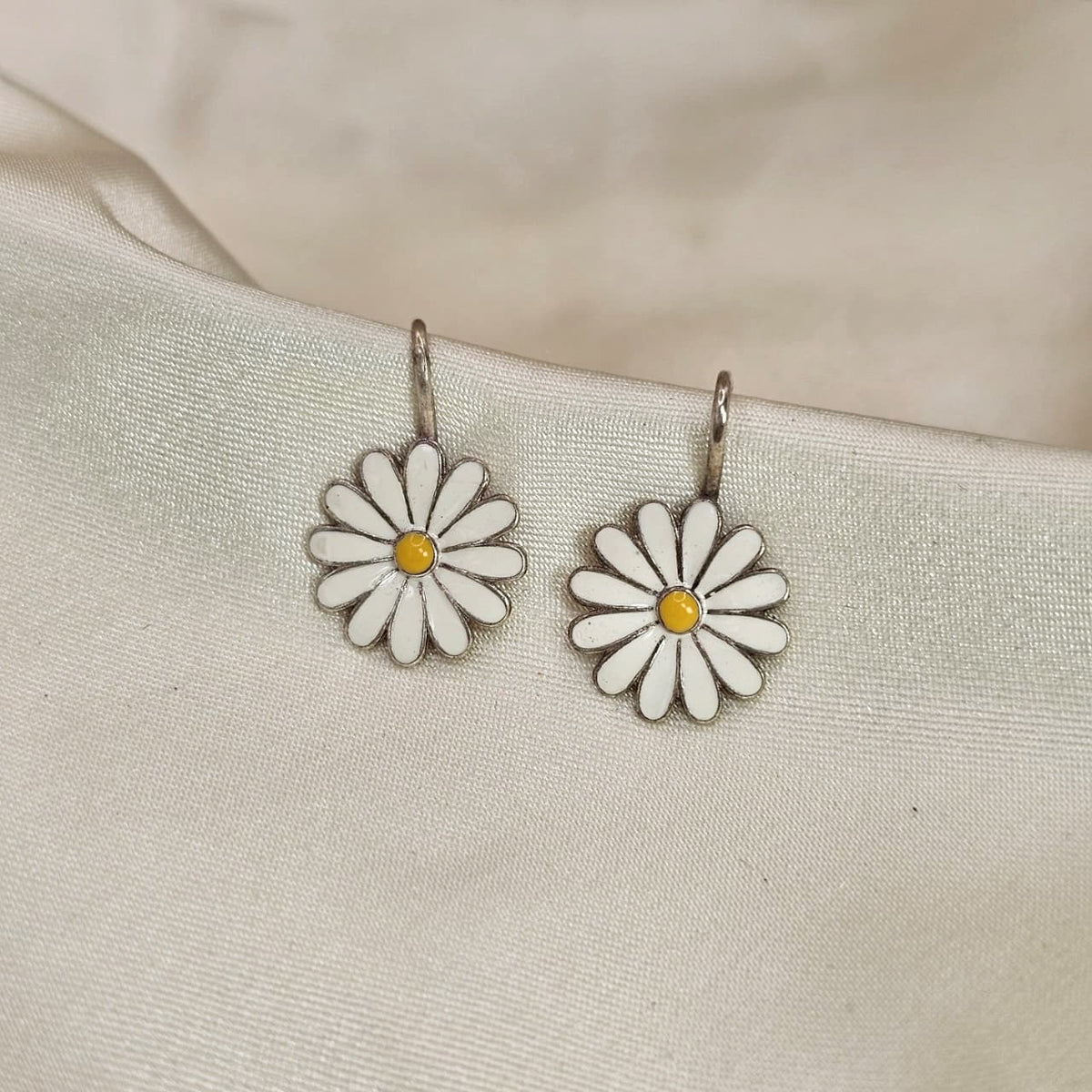 White Enamel Daisy Flower Drop Earrings