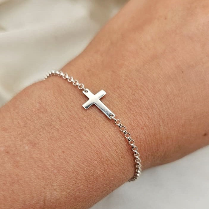 Cross Bracelet