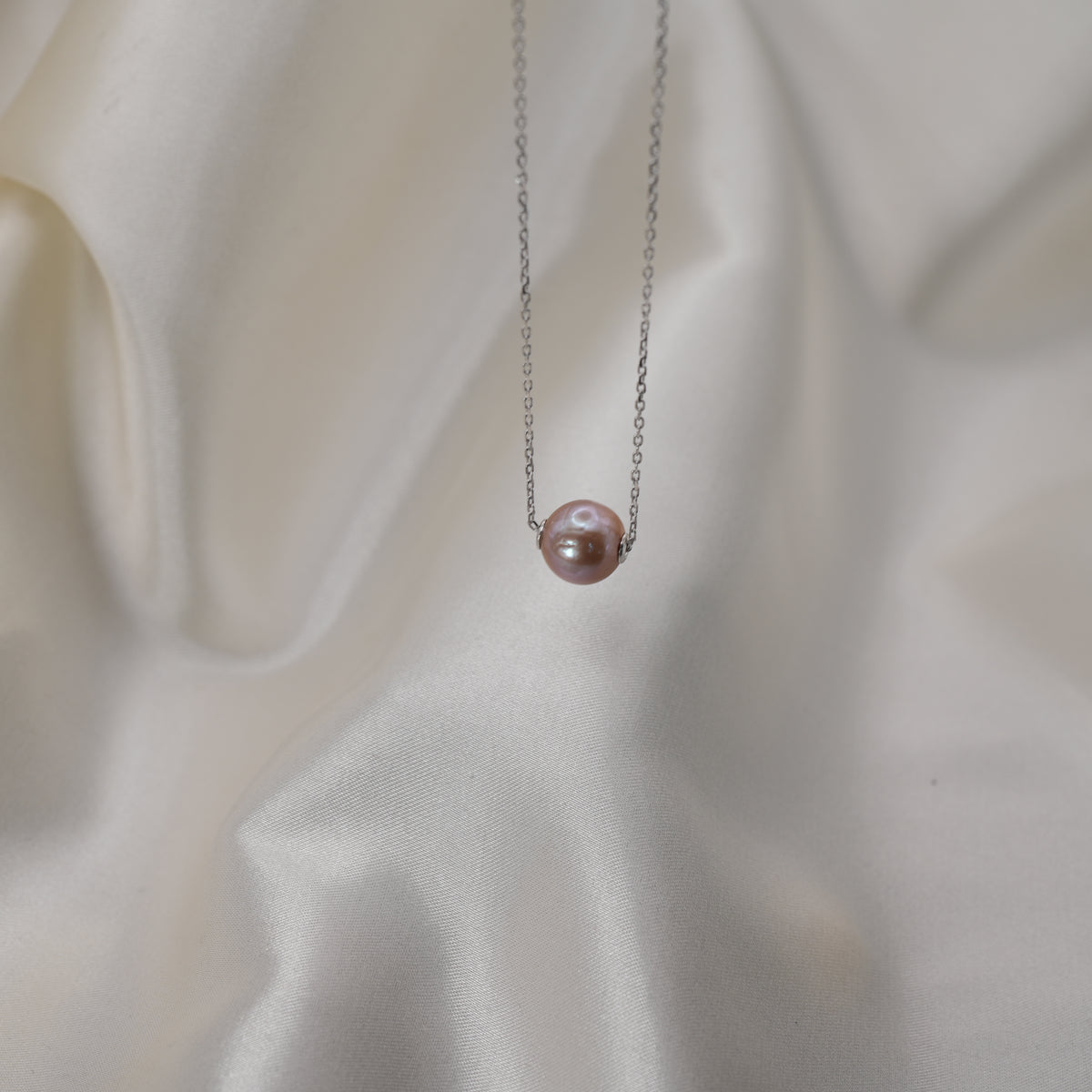 Single Pearl Necklace image 0
