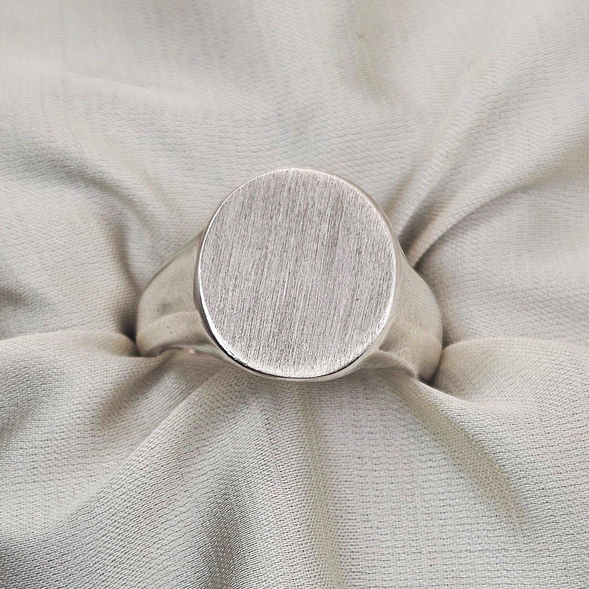 Round Signet Ring