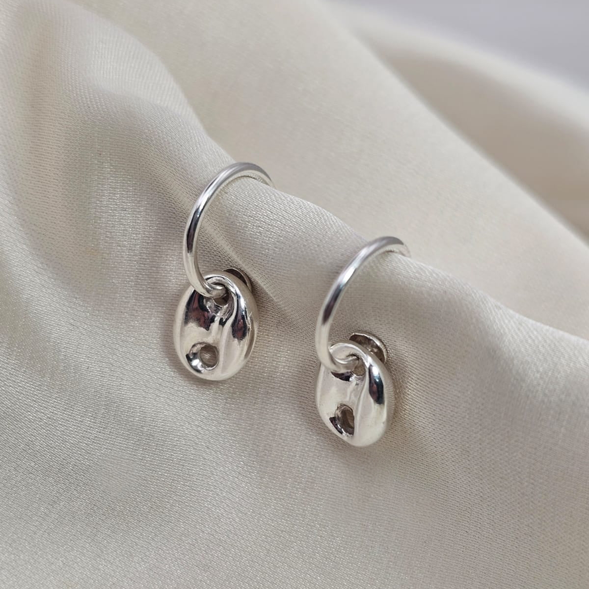 Gucci Link Hoop Earrings image 1