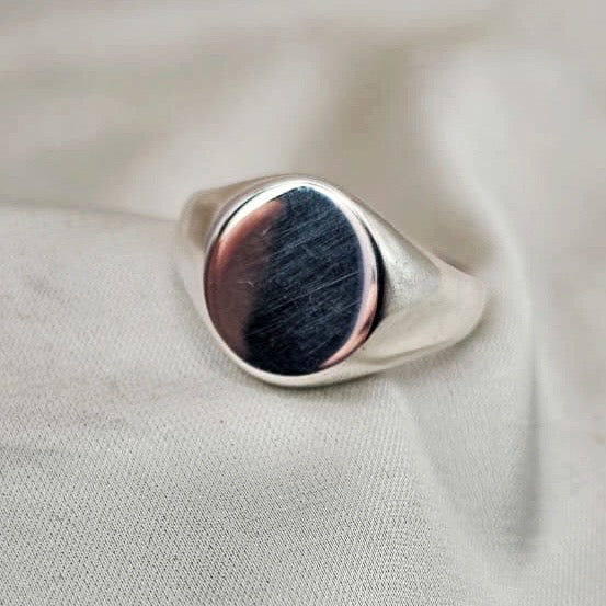 Signet Ring