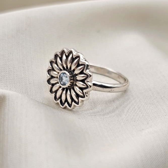 Daisy Gemstone Ring image 8