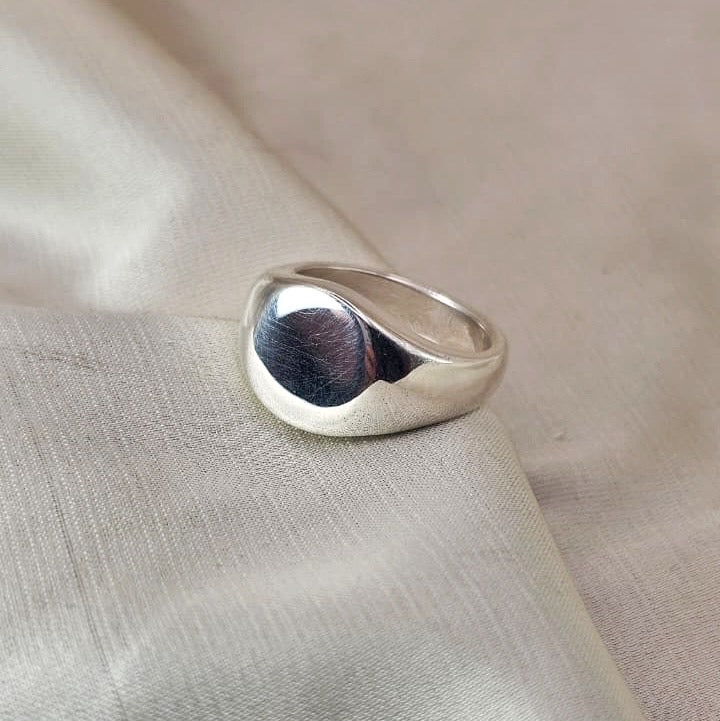 Signet Ring