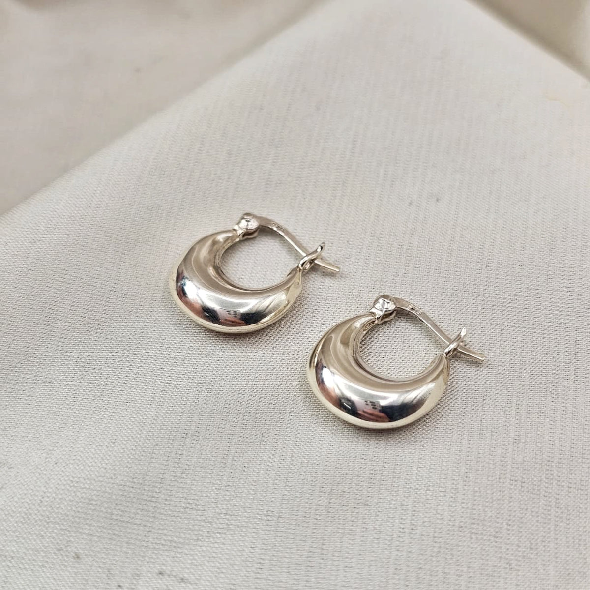 Tapered Hoop Earrings