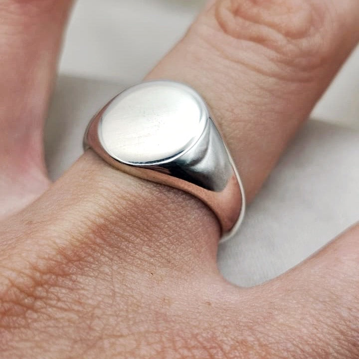Signet Ring