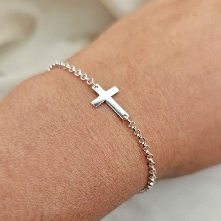 Cross Bracelet