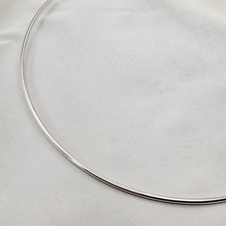 Wire Choker Necklace
