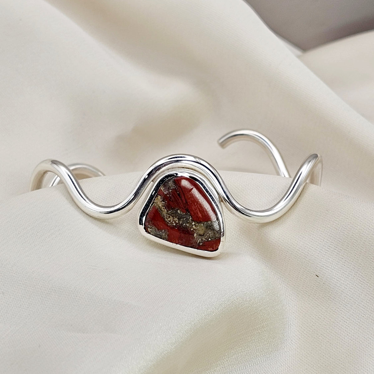 Wavy Bloodstone Bangle image 0
