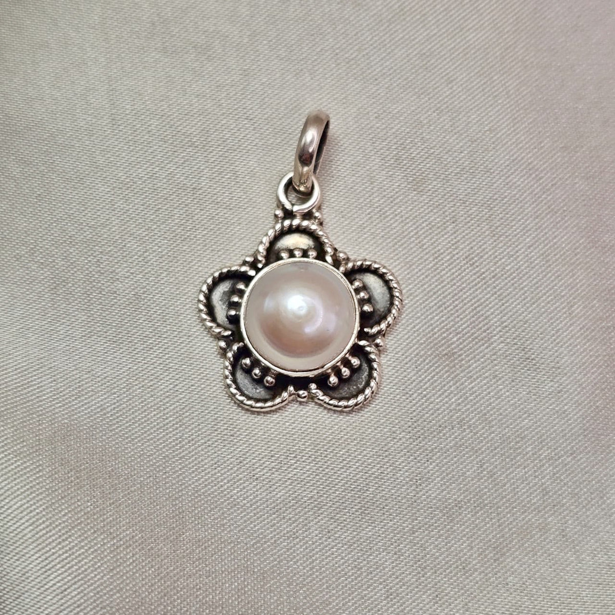 Freshwater Pearl Flower Pendant
