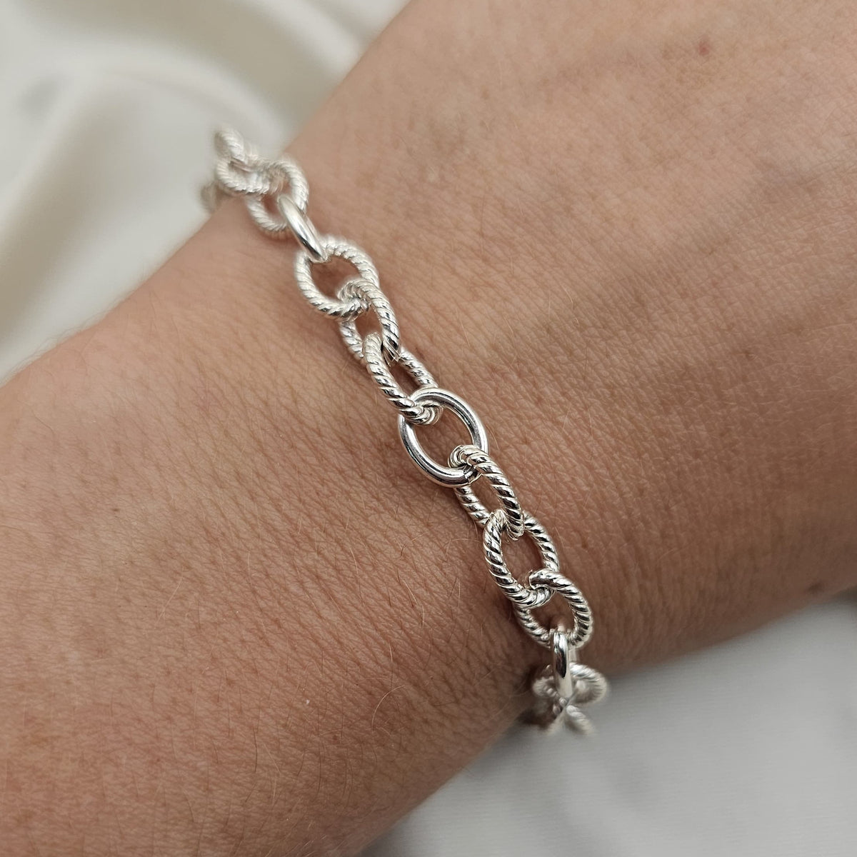 Textured Oval Link Bracelet