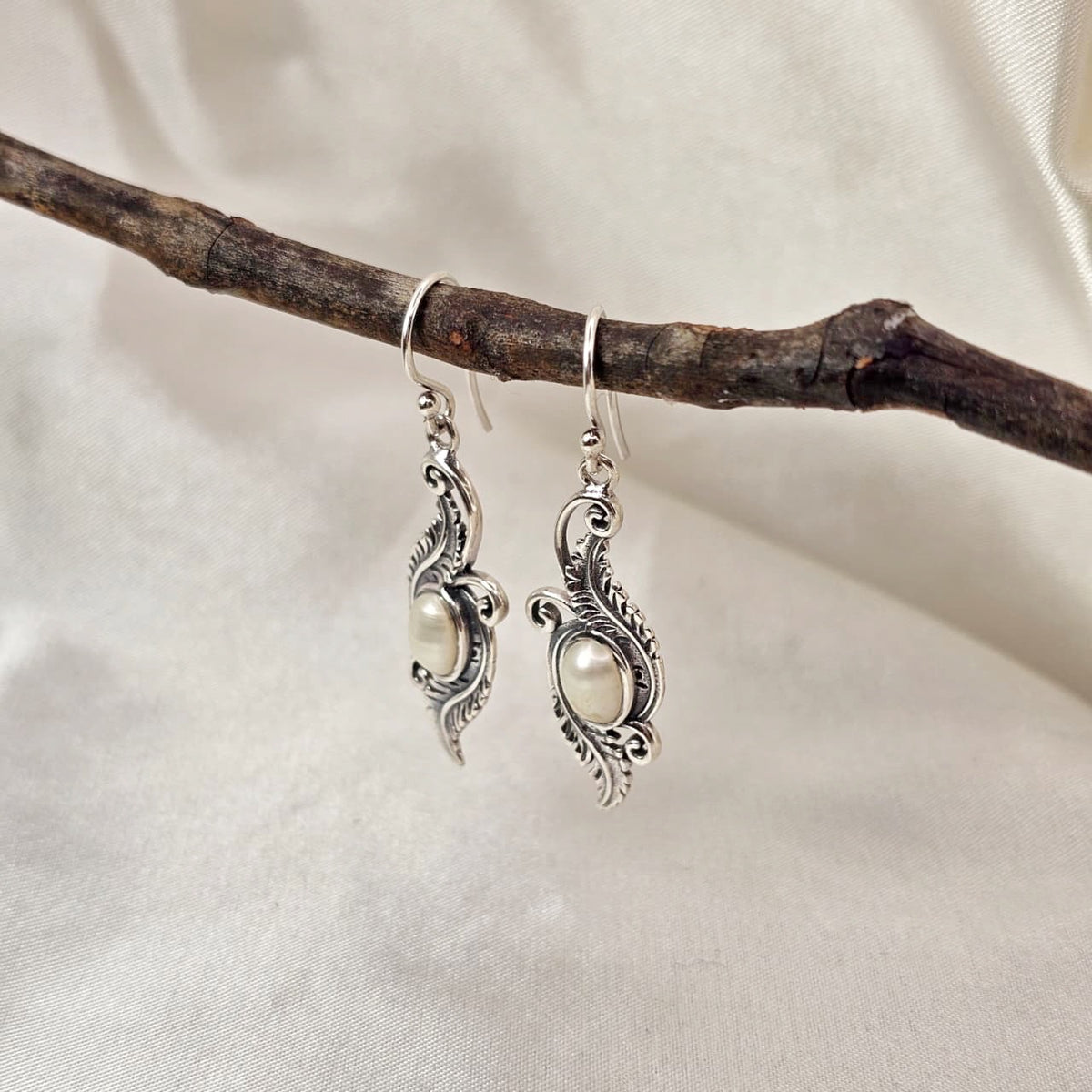 Freshwater Pearl Filigree Drop Earrings