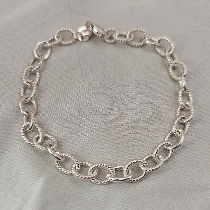 Textured Oval Link Bracelet