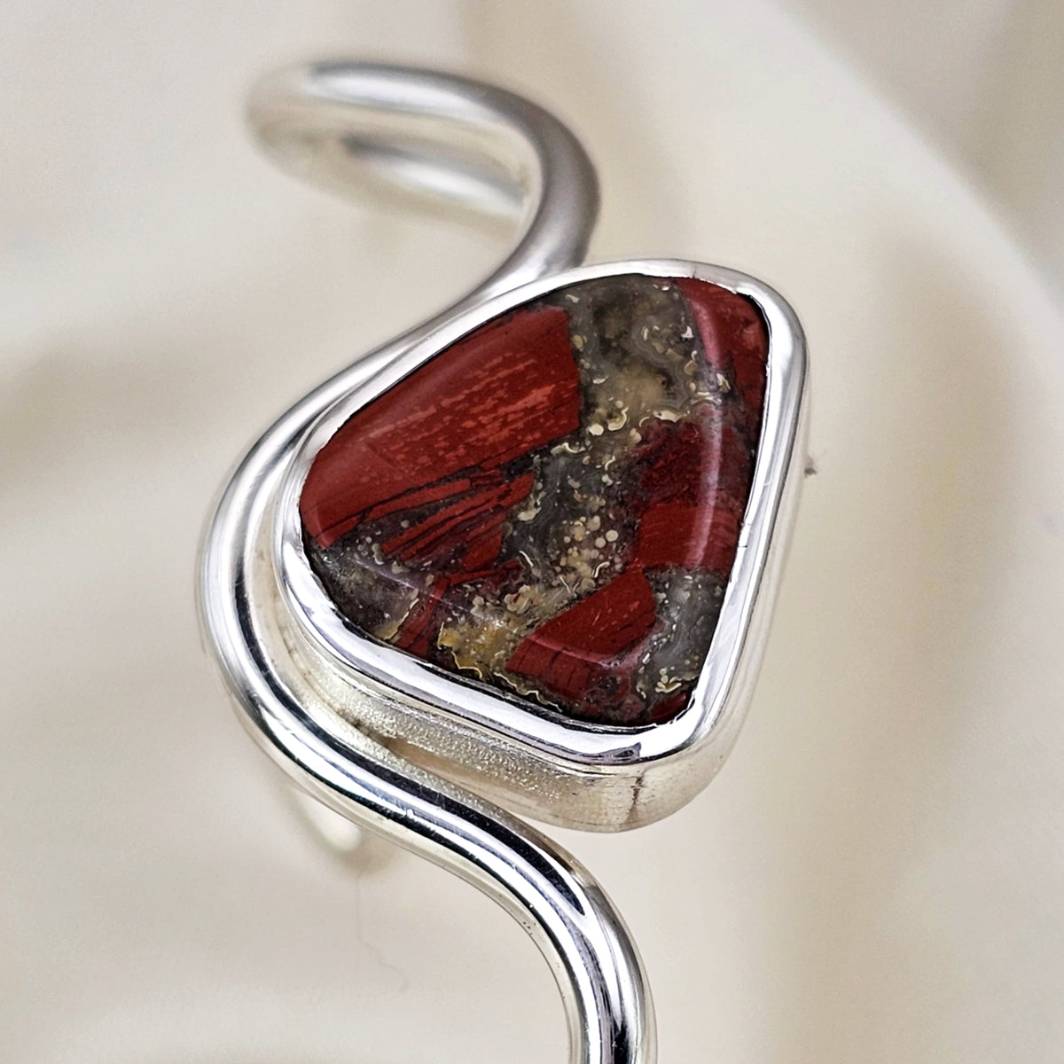 Wavy Bloodstone Bangle image 3