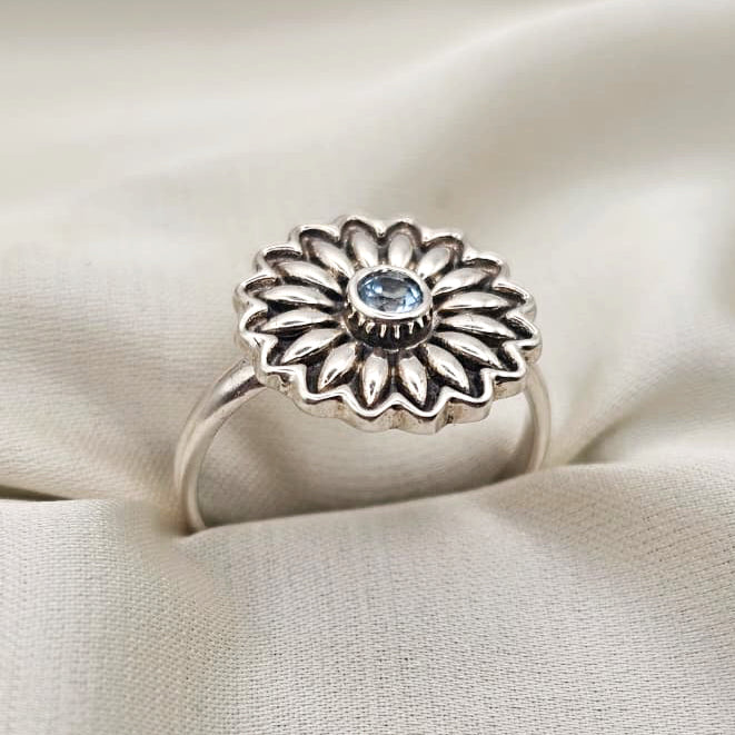 Daisy Gemstone Ring image 5