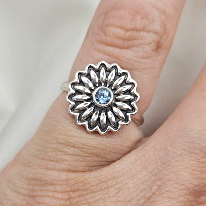 Daisy Gemstone Ring image 1