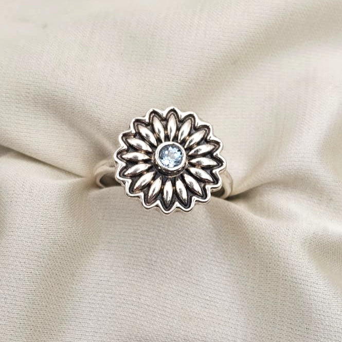 Daisy Gemstone Ring image 0