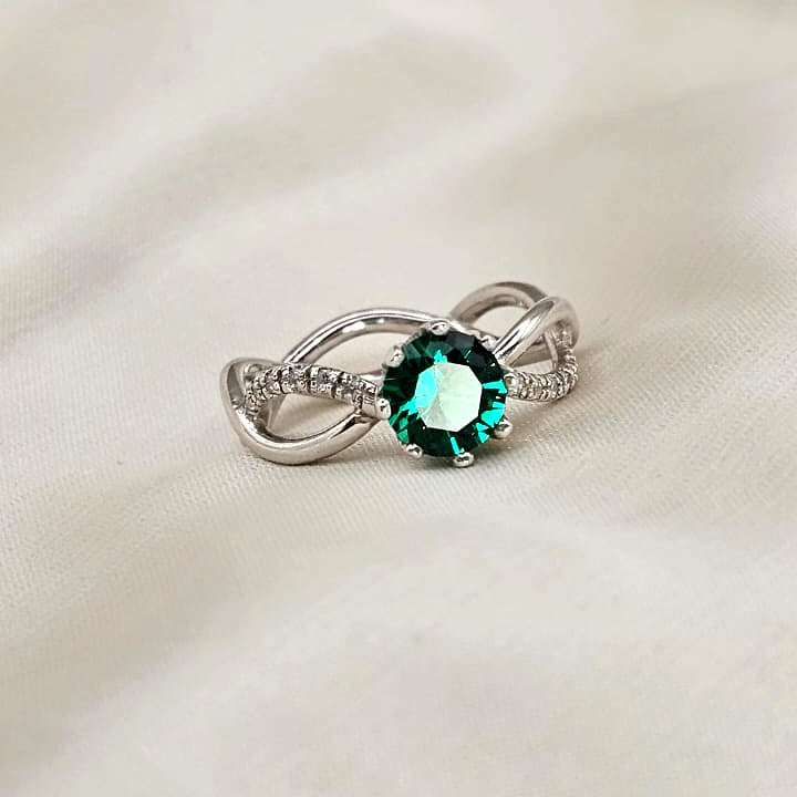 Green Cubic Claw Ring image 4