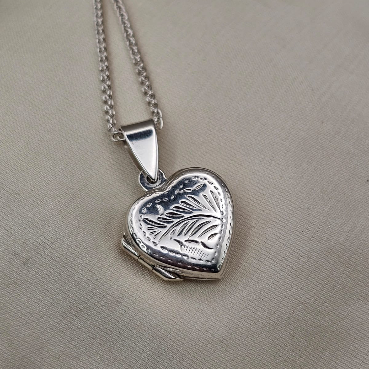 Engraved Heart Locket image 0