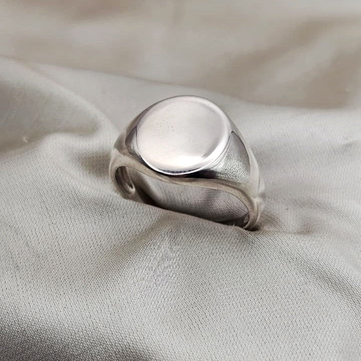 Signet Ring