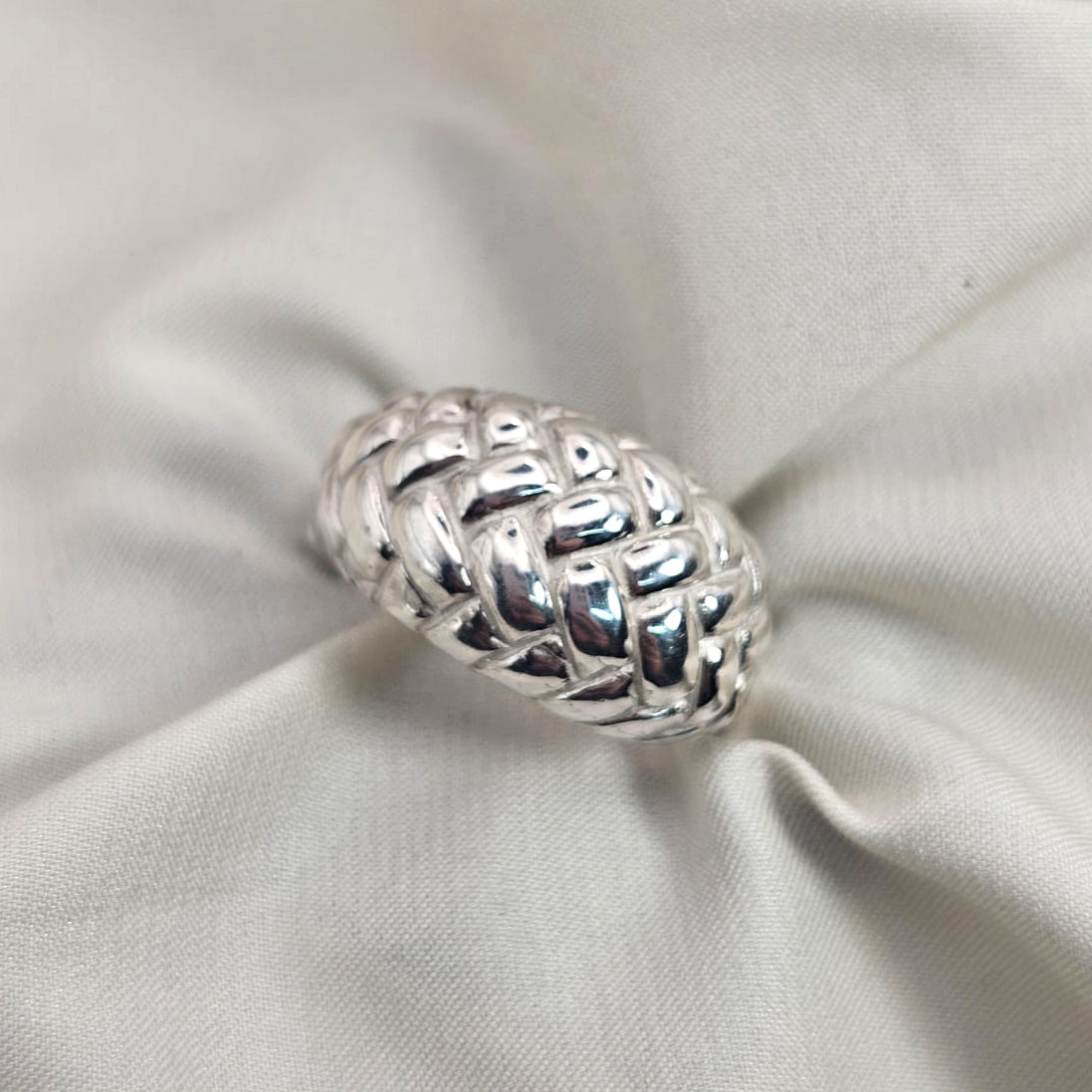 Pangolin Shield Ring image 2