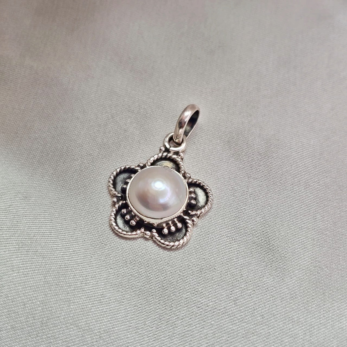 Freshwater Pearl Flower Pendant