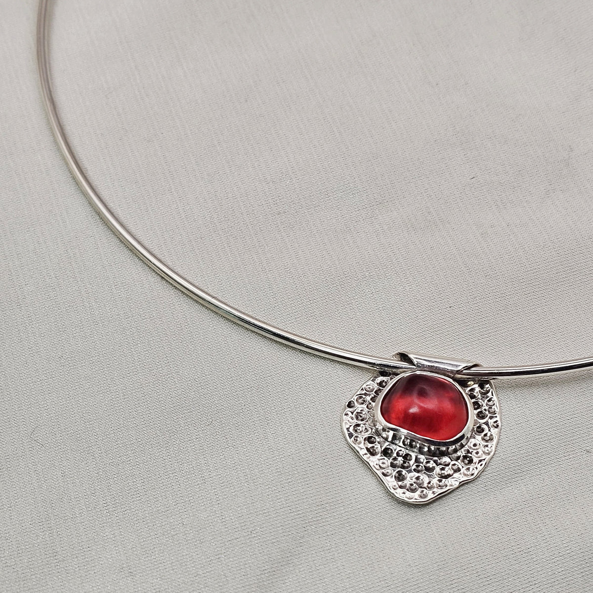 Wire Choker Necklace