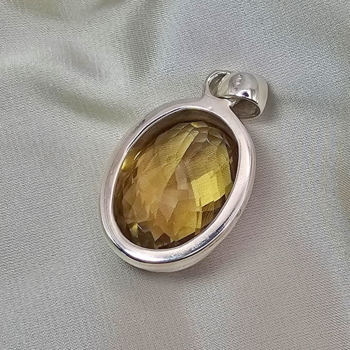 Lemon Quartz Pendant