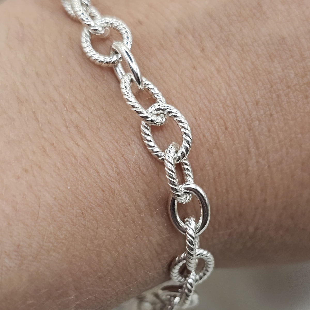 Textured Oval Link Bracelet
